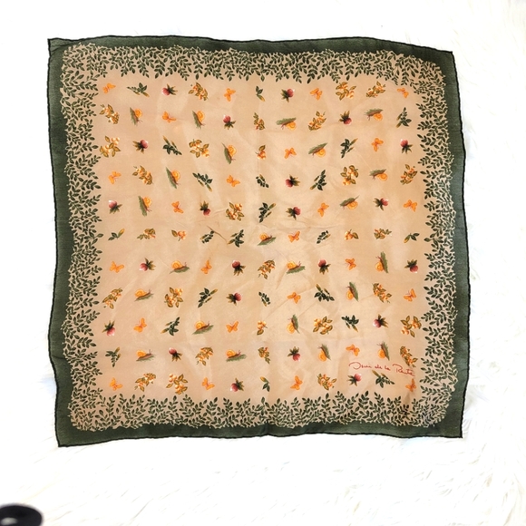 Oscar de la Renta women silk square scarf garden design